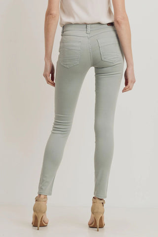 Sarina Skinny – Iceberg