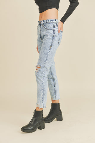 Save the Ocean - Snow Wash Distressed Bf